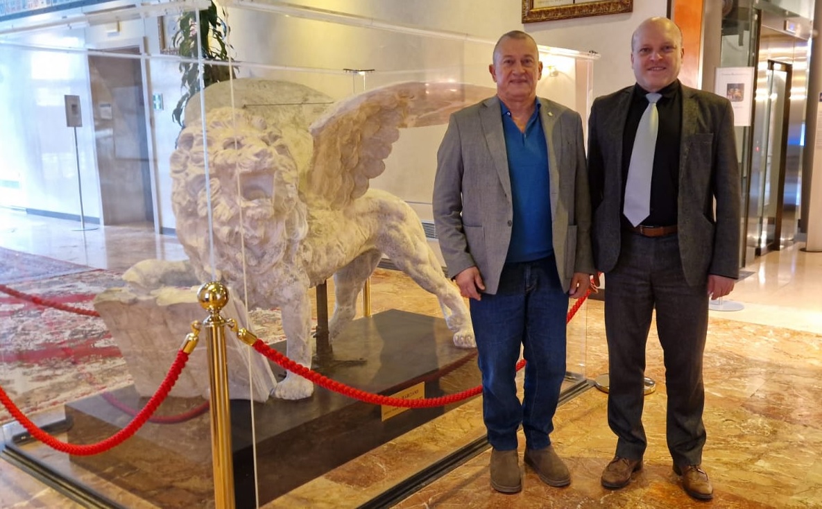 immagine descrittiva